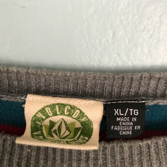 Volcom sweater - Picture 2 of 2